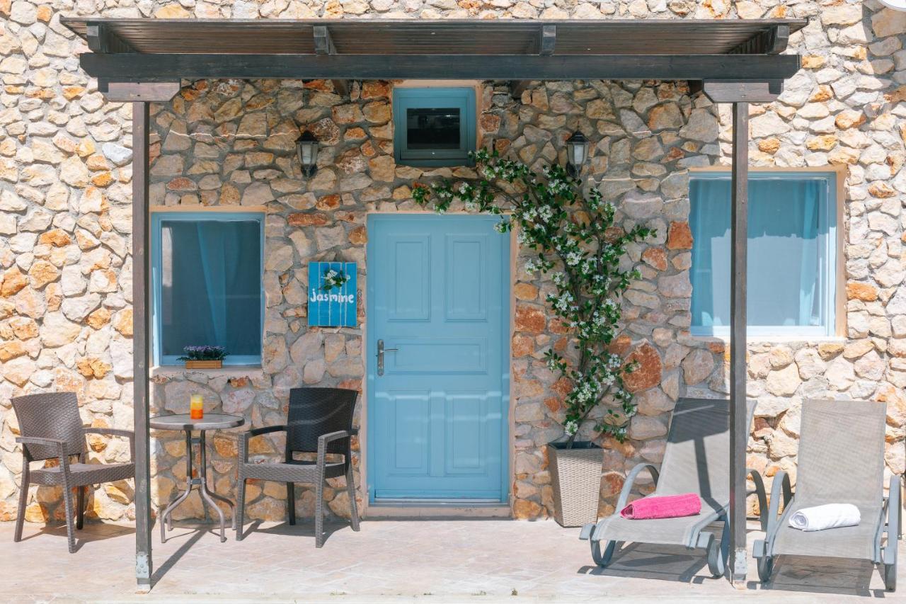 Villa Antheia Karterados  Luaran gambar
